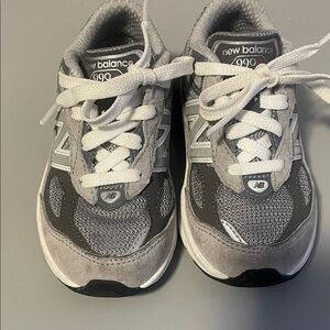 New Balance Kids' Sneakers in Gray and White NO BOX
